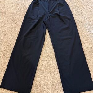 ALO Yoga Women's Black Pursuit Trouser - Long